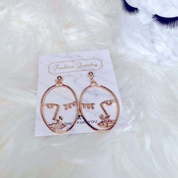 Abstract face art earrings - Picture 2 of 2